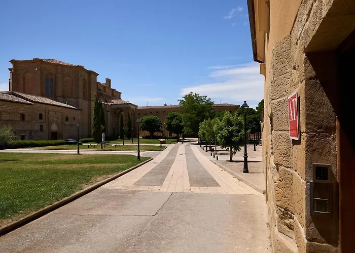 Los Apartamentos Del Palacio
